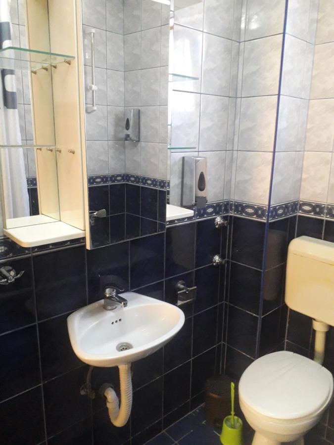 Hostel Topic Banja Luka Eksteriør bilde