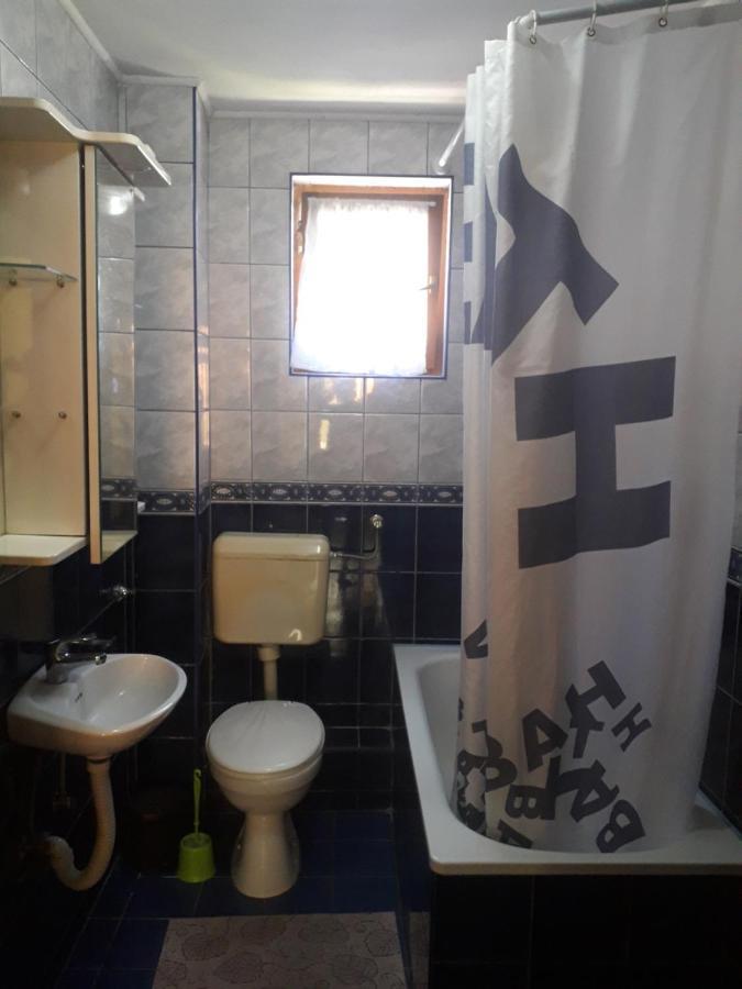 Hostel Topic Banja Luka Eksteriør bilde