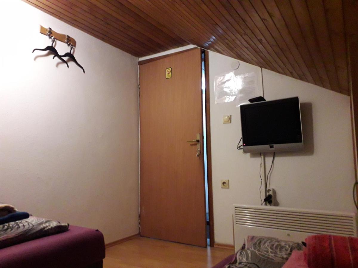 Hostel Topic Banja Luka Eksteriør bilde