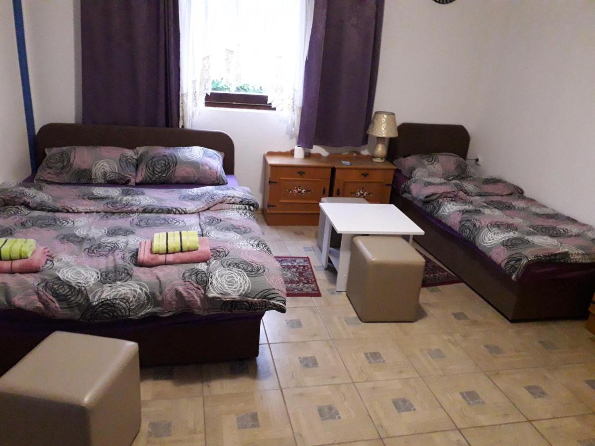 Hostel Topic Banja Luka Eksteriør bilde