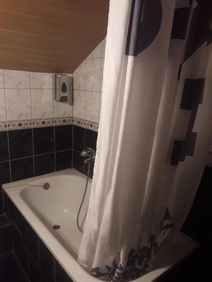 Hostel Topic Banja Luka Eksteriør bilde