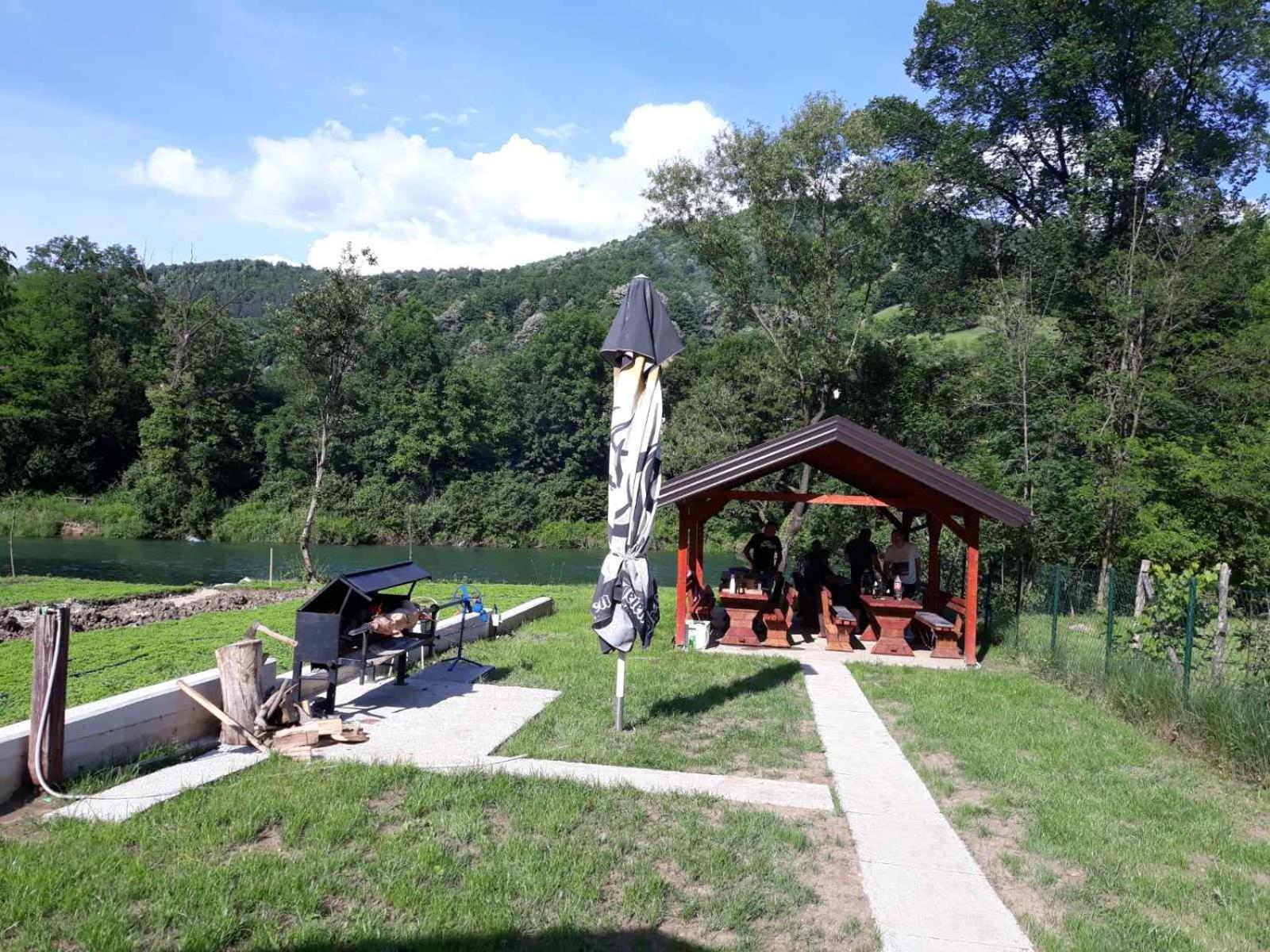 Hostel Topic Banja Luka Rom bilde